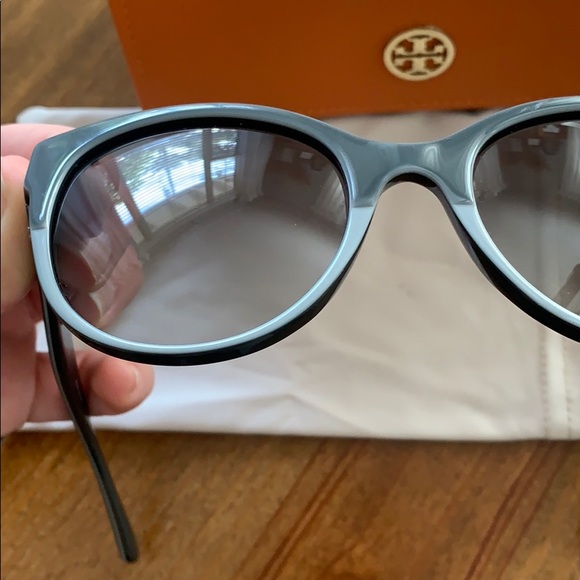 Tory Burch Sunglasses main image 4